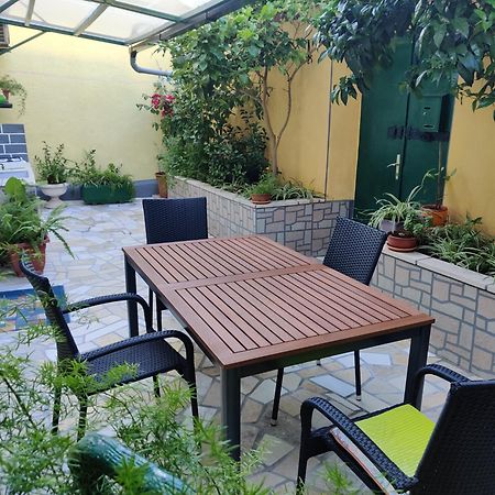 Apartman Jadranka Veli Losinj Luaran gambar